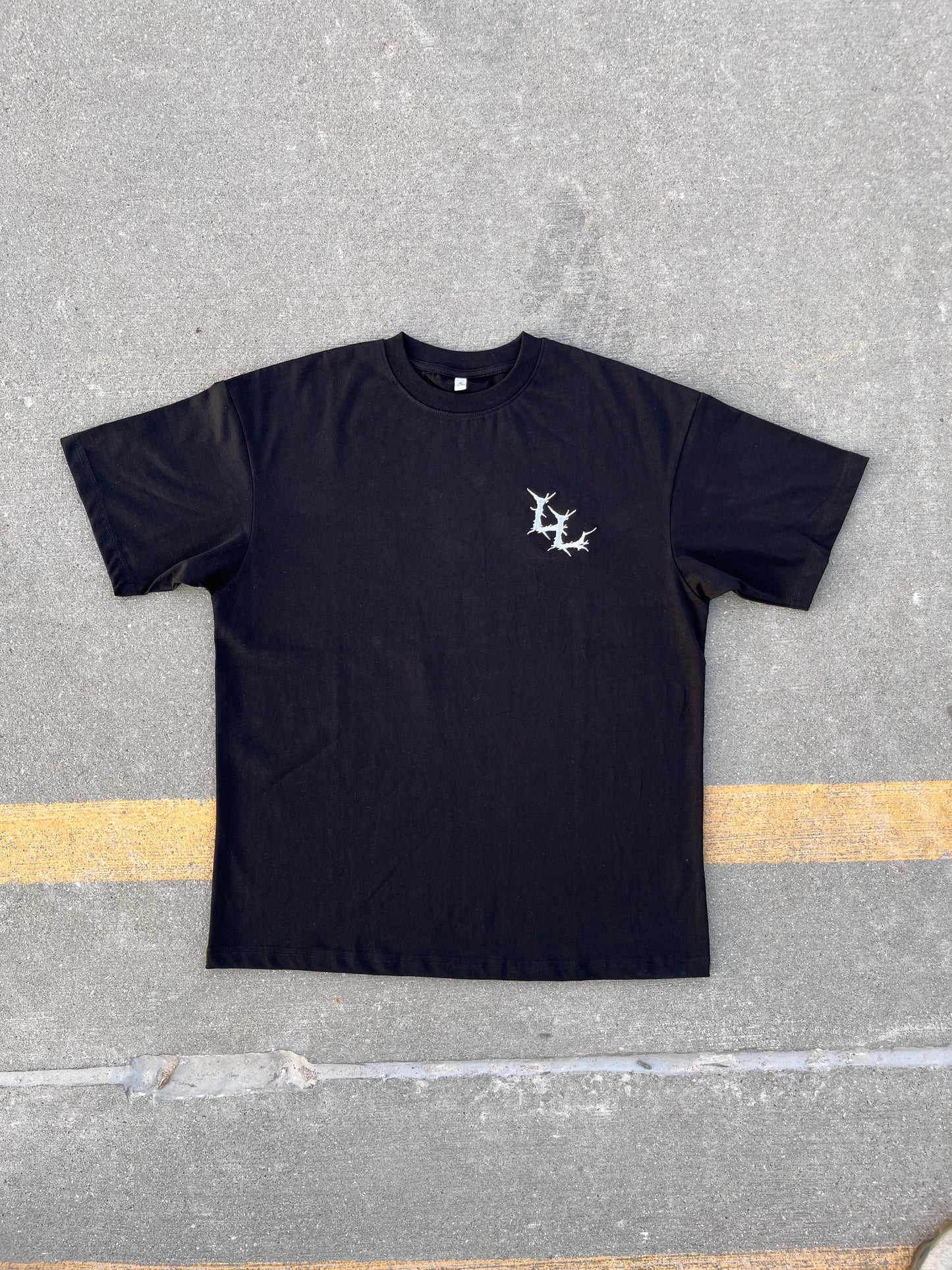 "WINTER" TEE BLACK